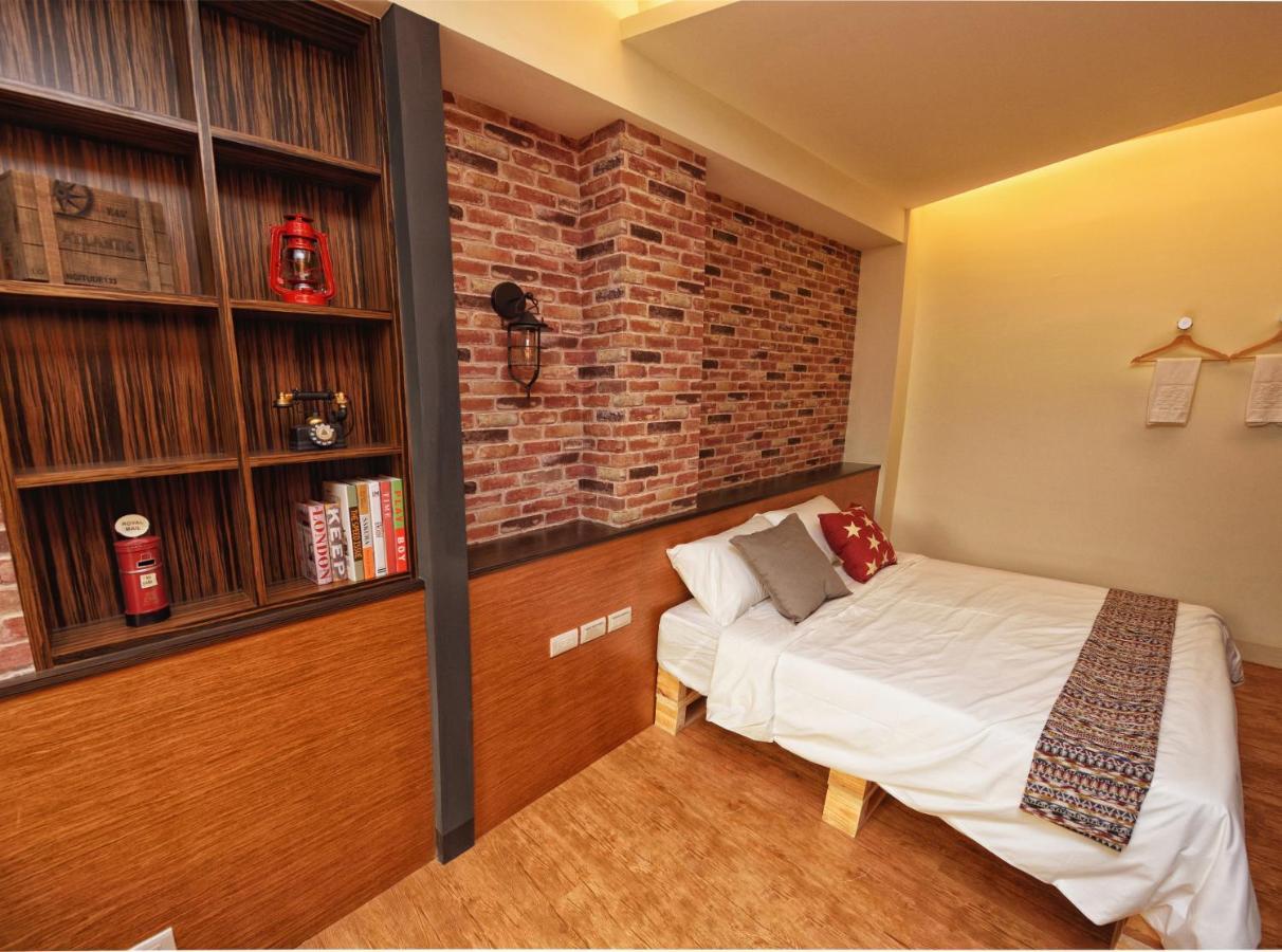 Owl Inn Tainan Luaran gambar