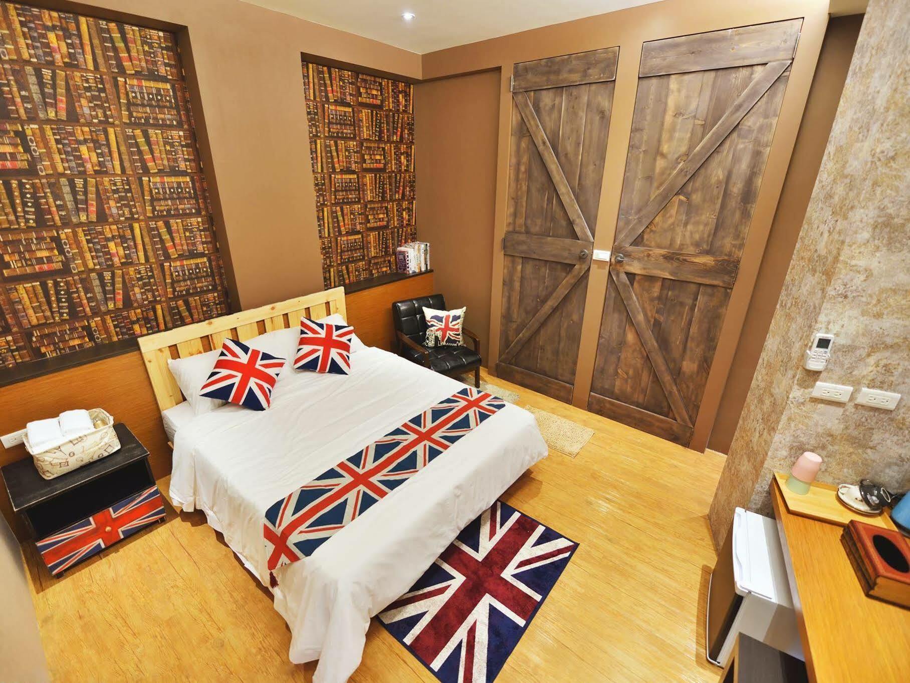 Owl Inn Tainan Luaran gambar