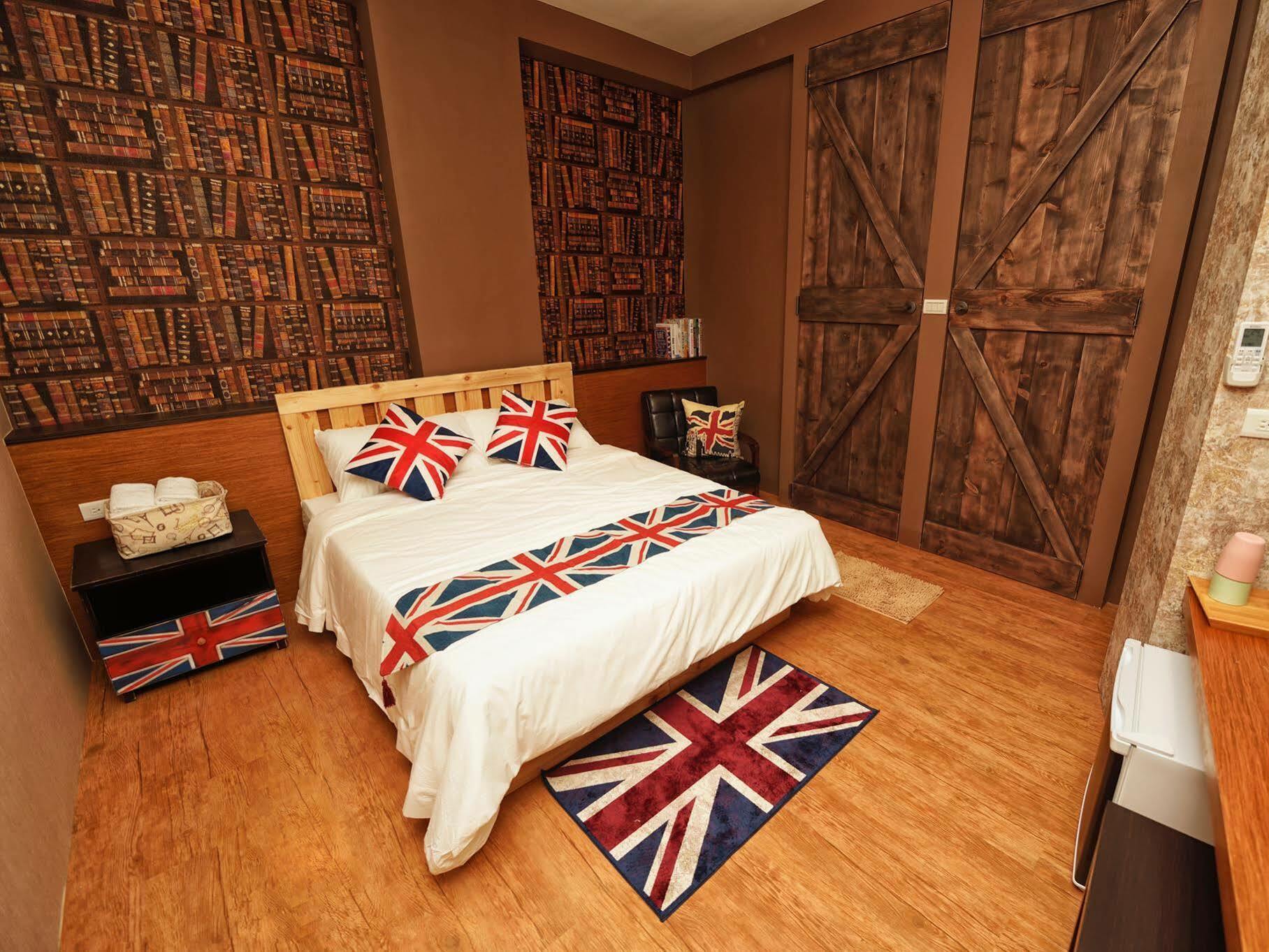 Owl Inn Tainan Luaran gambar